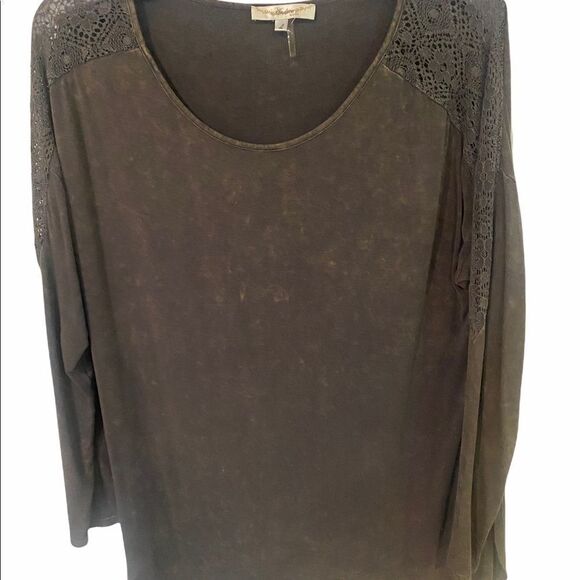 Andree by Unit Women’s Gray Distressed Top • Large - Picture 13 of 16